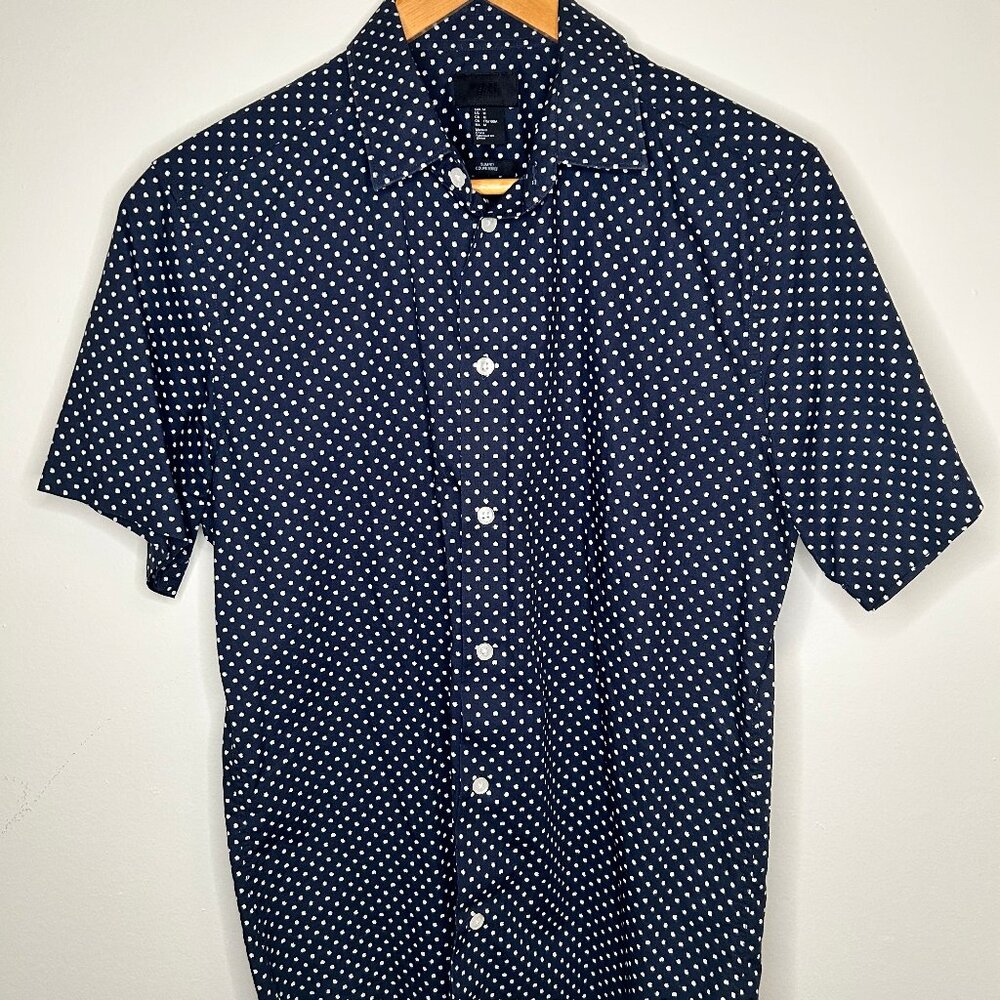 H&M Men’s Slim Fit Polka Dot Shirt – Size Medium